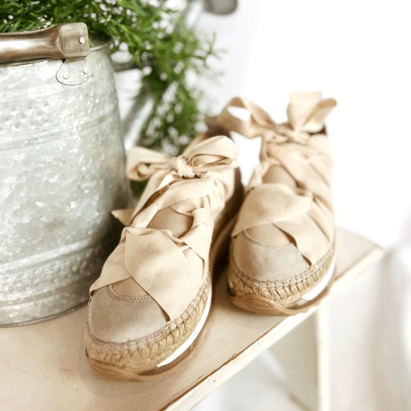 Free People Chapmin Espadrilles Sneakers - Picture 2 of 16